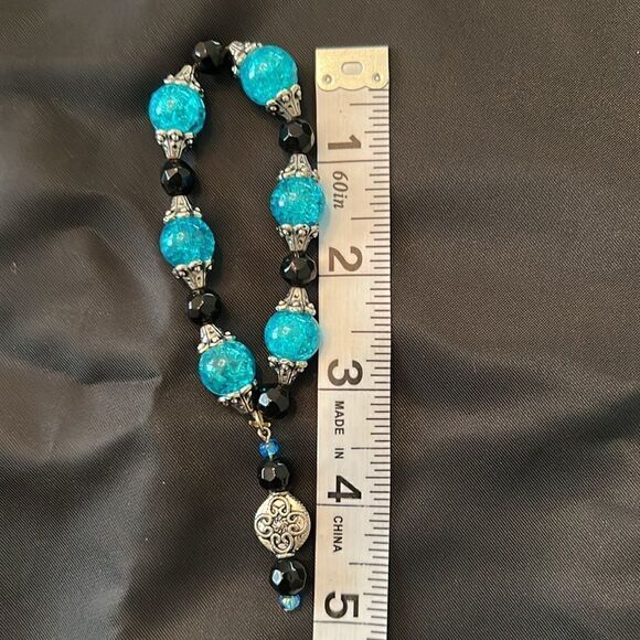 NWT Angelas Designs handmade turquoise & silver beaded stretch bracelet - Picture 6 of 6